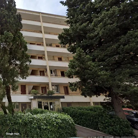 Mike By Terry's Homes Appartement *