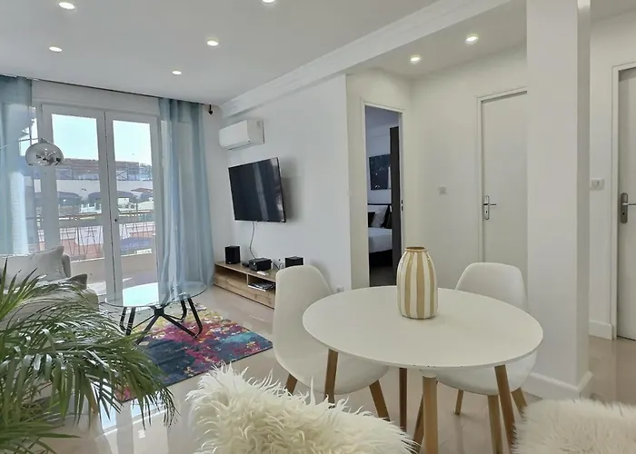 Mike By Terry's Homes Апартаменты