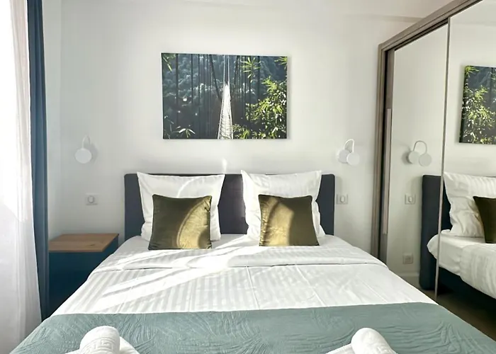 Mike By Terry's Homes * Cannes